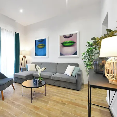 Le Petit Apartment